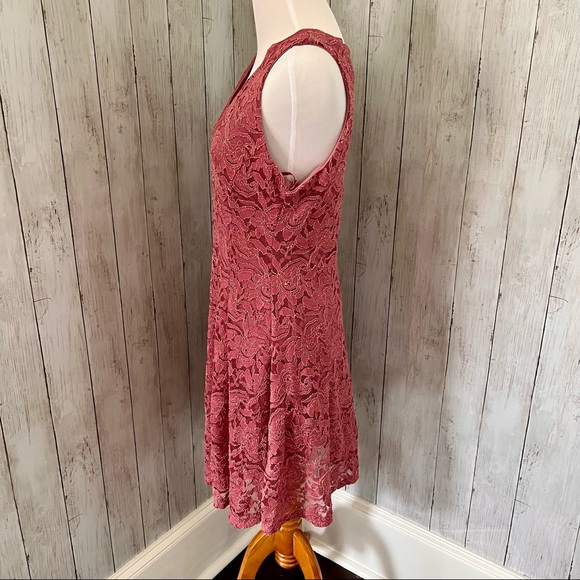 Love J Sleeveless Dress F1 - Picture 4 of 7